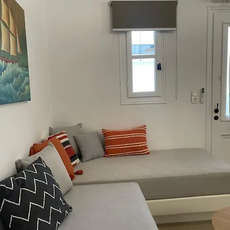 Konstantza's Elegant * Naxos City