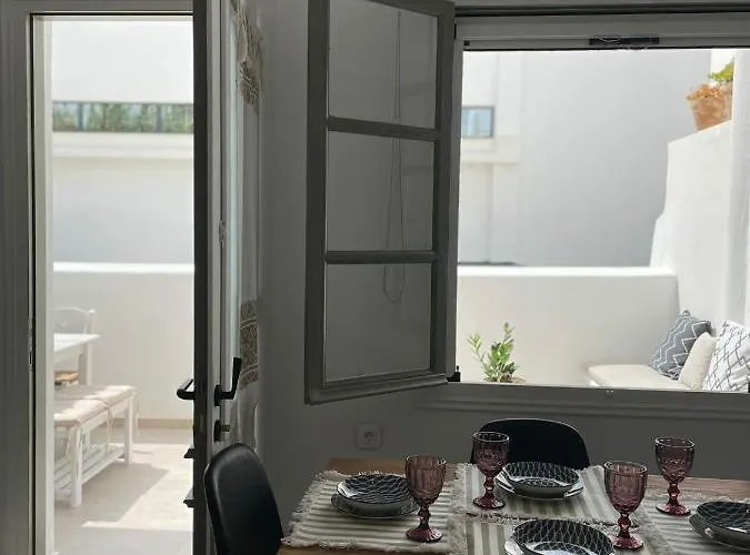 Konstantza's Elegant