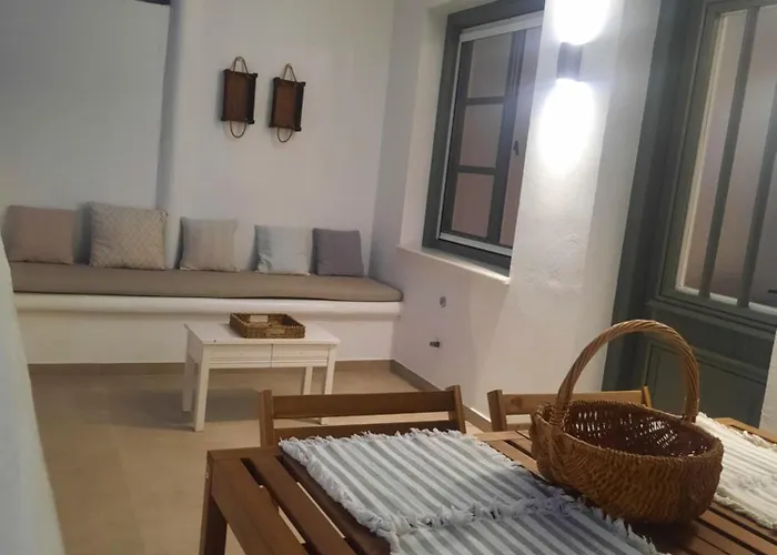 Konstantza's Elegant